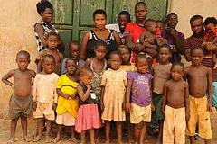 Une femme âgée de 37 ans est la mère de 38 enfants Une femme âgée de 37 ans est la mère de 38 enfants